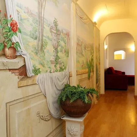 Home'N Rome - Spagna